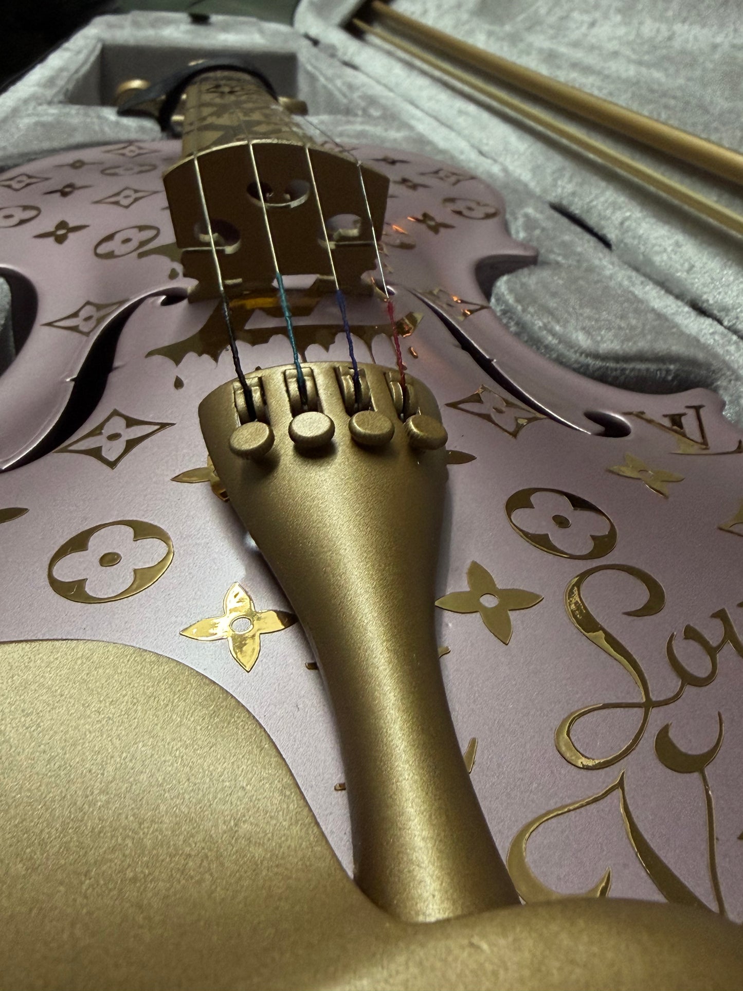 Violine rosa Signiert Pop Art